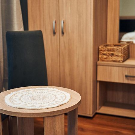 Hotel Lilia 와슈초바 외부 사진